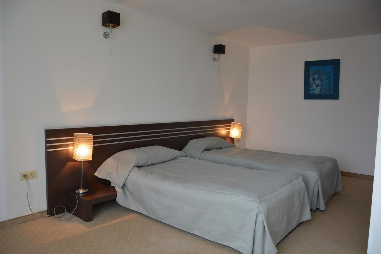 Hotel Presidivm Palace Lovech Esterno foto