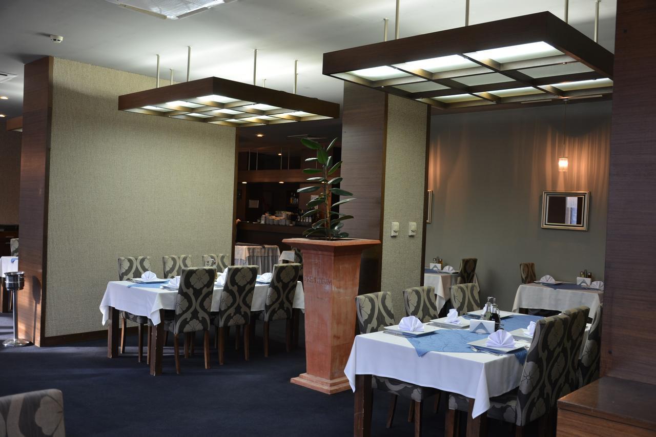 Hotel Presidivm Palace Lovech Esterno foto